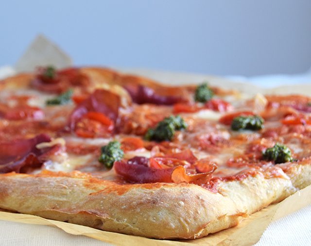 bagepladepizza_2