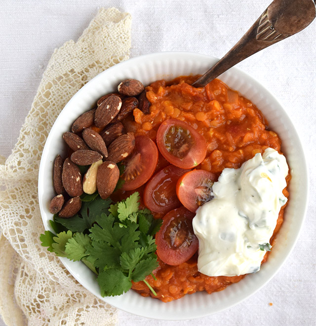 Dahl_kokosmaelk_raita_1